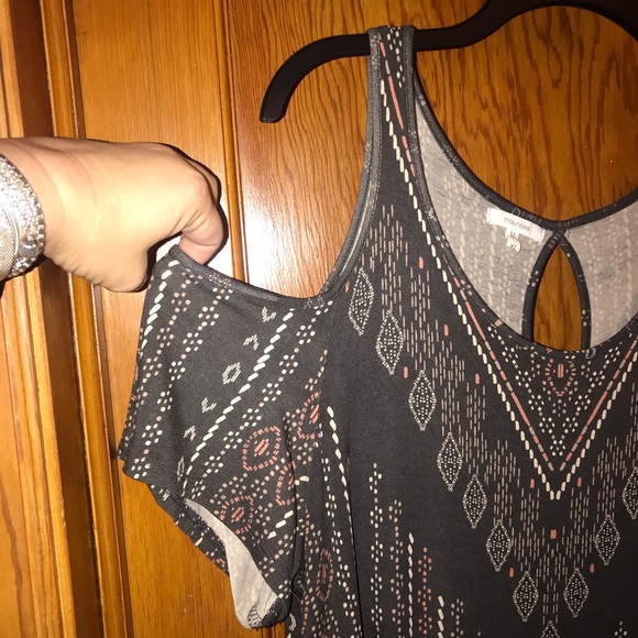 Cold Shoulder A-Line Midi Dress - Picture 3 of 4